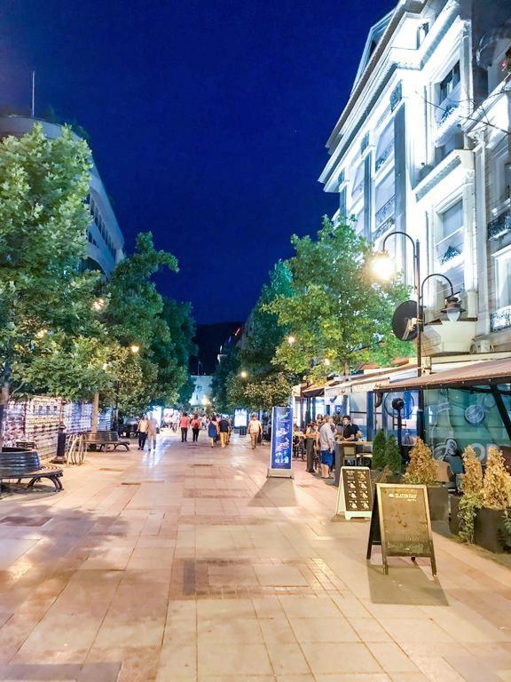 Skopje Deluxe Apartments Екстер'єр фото